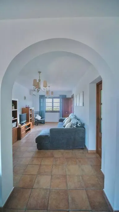 Preciosa Casa 4 Dormitorios Con Piscina Privada Estepona