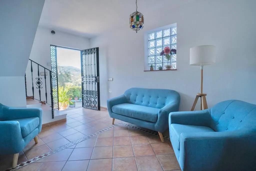 Сasa de vacaciones Preciosa Casa 4 Dormitorios Con Piscina Privada Estepona España